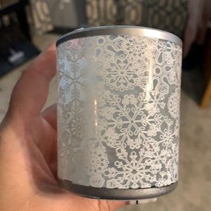 Snowflake votive holder